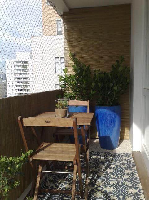 Paisagismo na sacada do apartamento