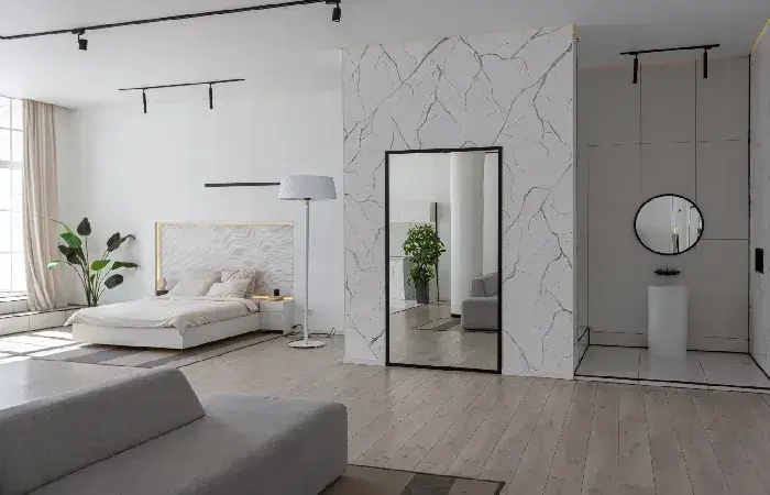 Espelhos na decoração para quarto de casal pequeno